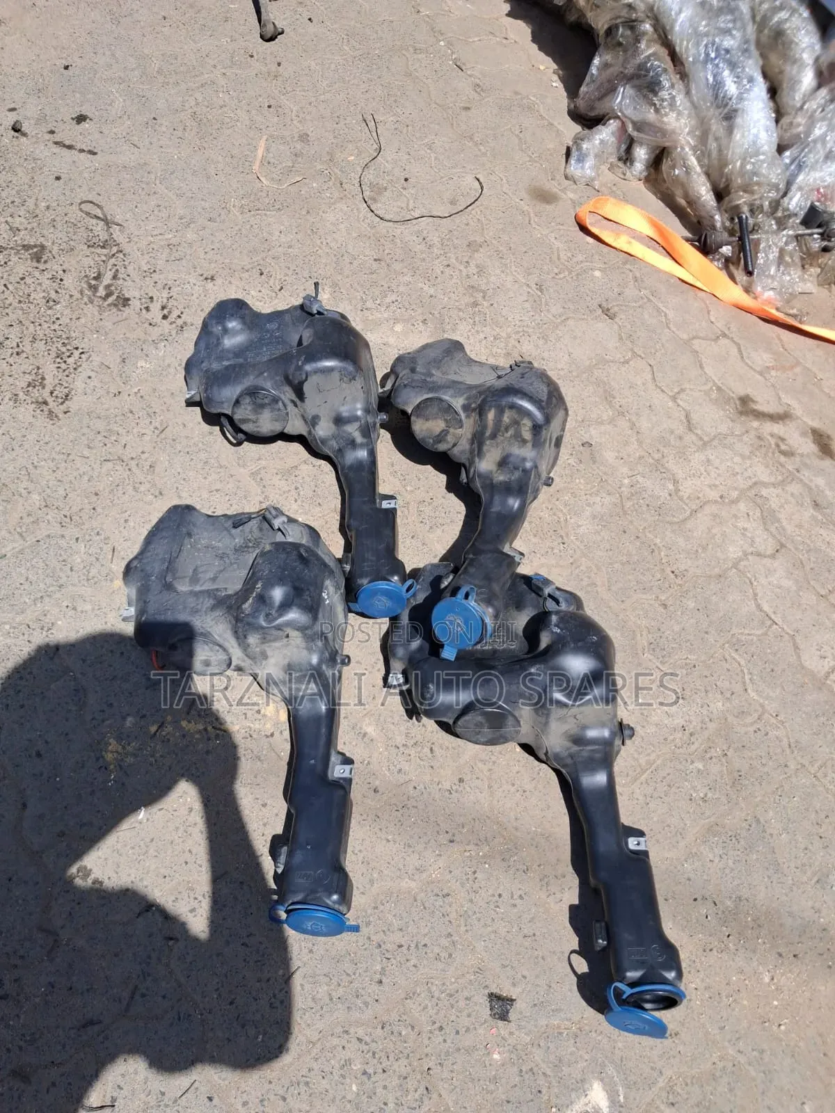 W204/W212 Washer Bottle