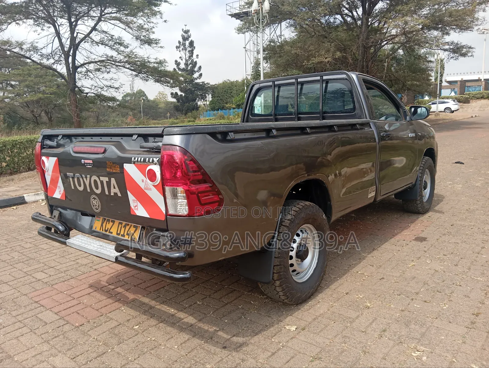 Toyota Hilux 2020 Gray