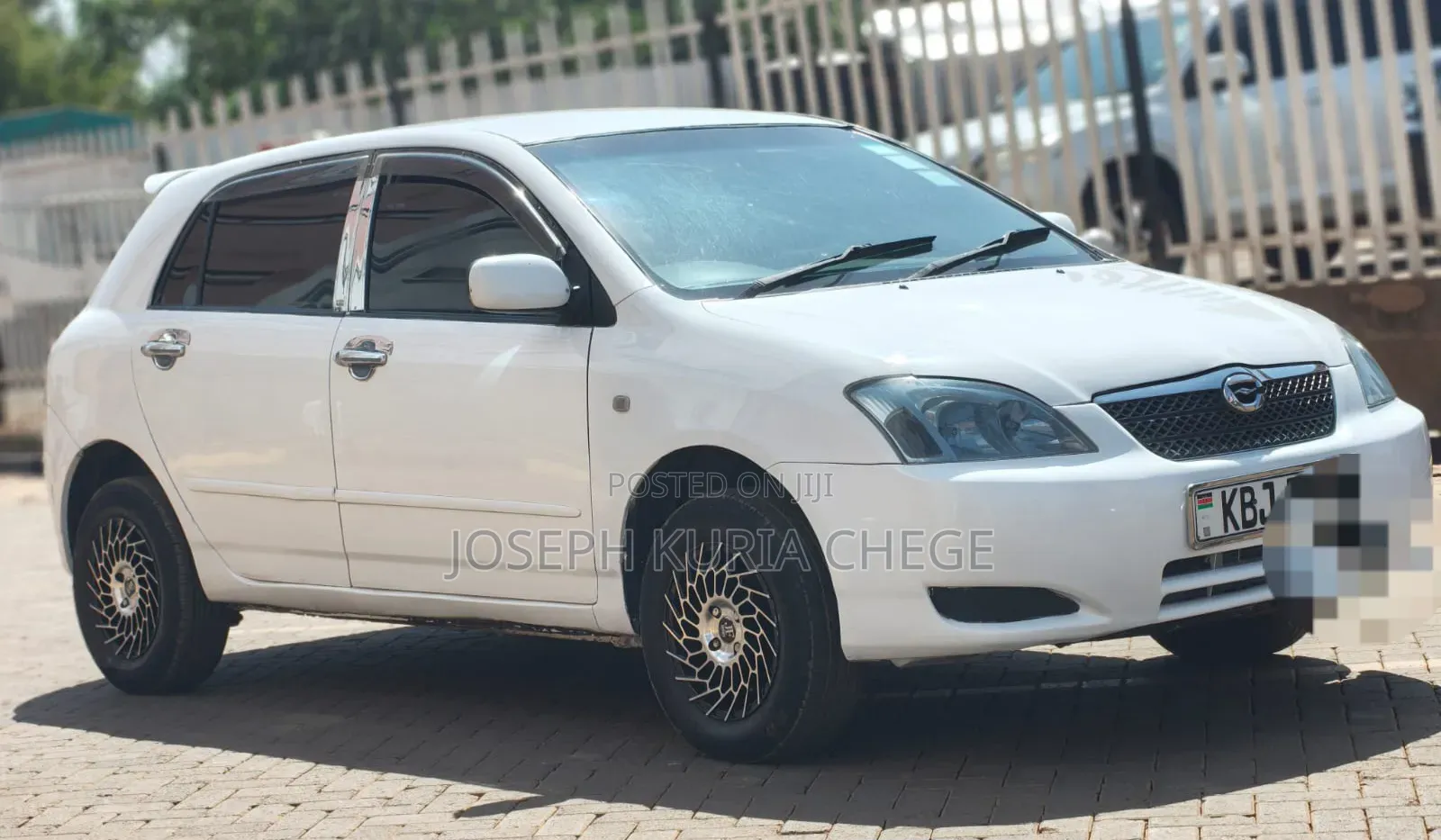 Toyota Corolla RunX 2005 White