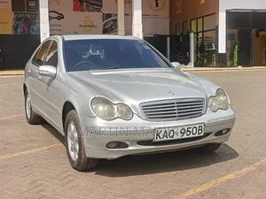 Mercedes-Benz C200 2003 Silver