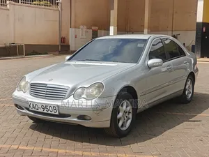 Mercedes-Benz C200 2003 Silver