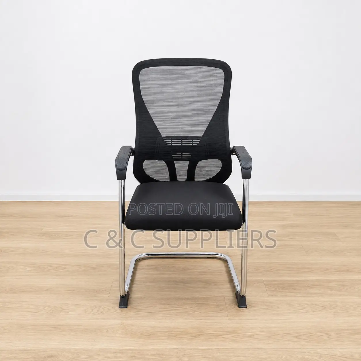 Executive Mesh Visitors Chair.