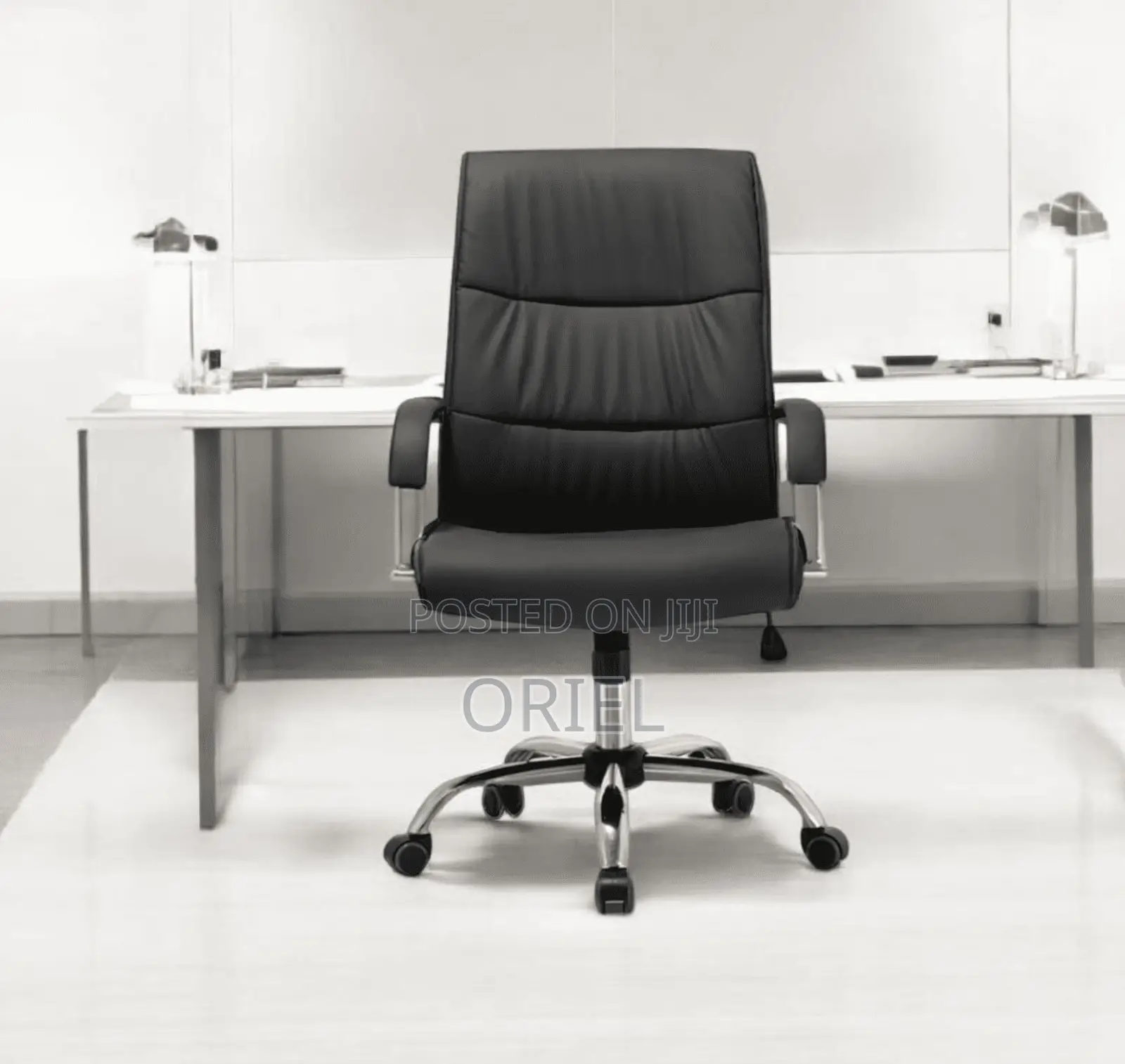 Office Chair : Padded Executive Guest Chair