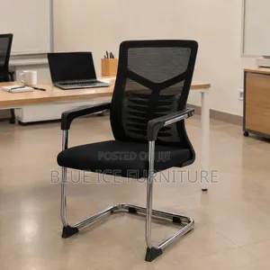 Mesh Waiting Chair With Armrests