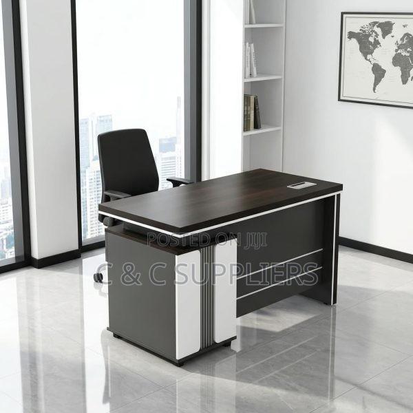 Executive Work Desk
-1600mm - thumbnail 3