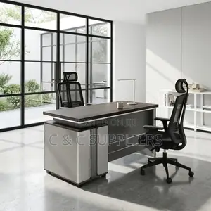 Executive Work Desk
-1600mm