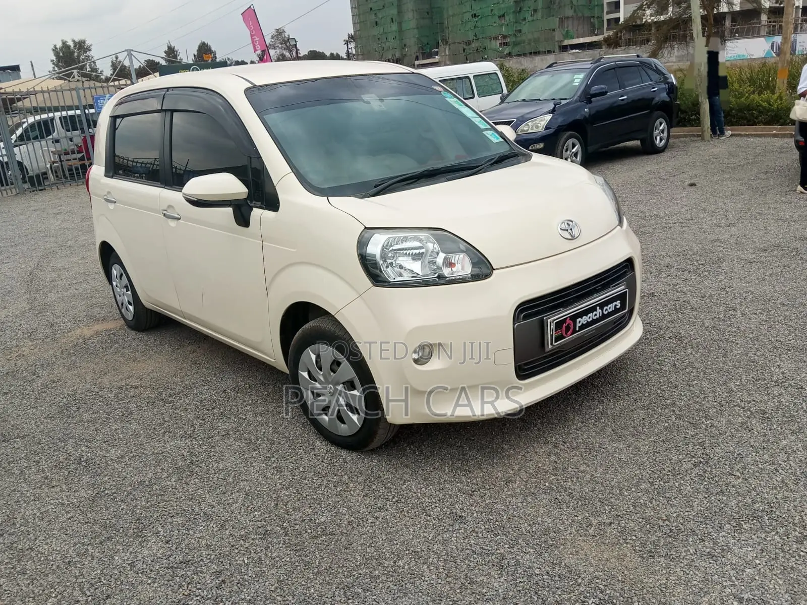 Toyota Porte 2018 Pearl