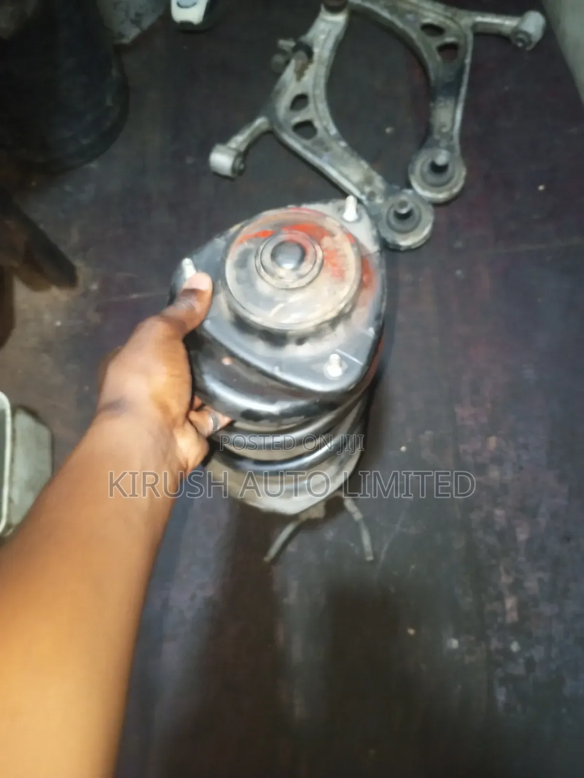 Subaru Outback BS9 Shock Absorber