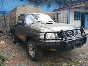 Nissan Patrol 2015 Gray
