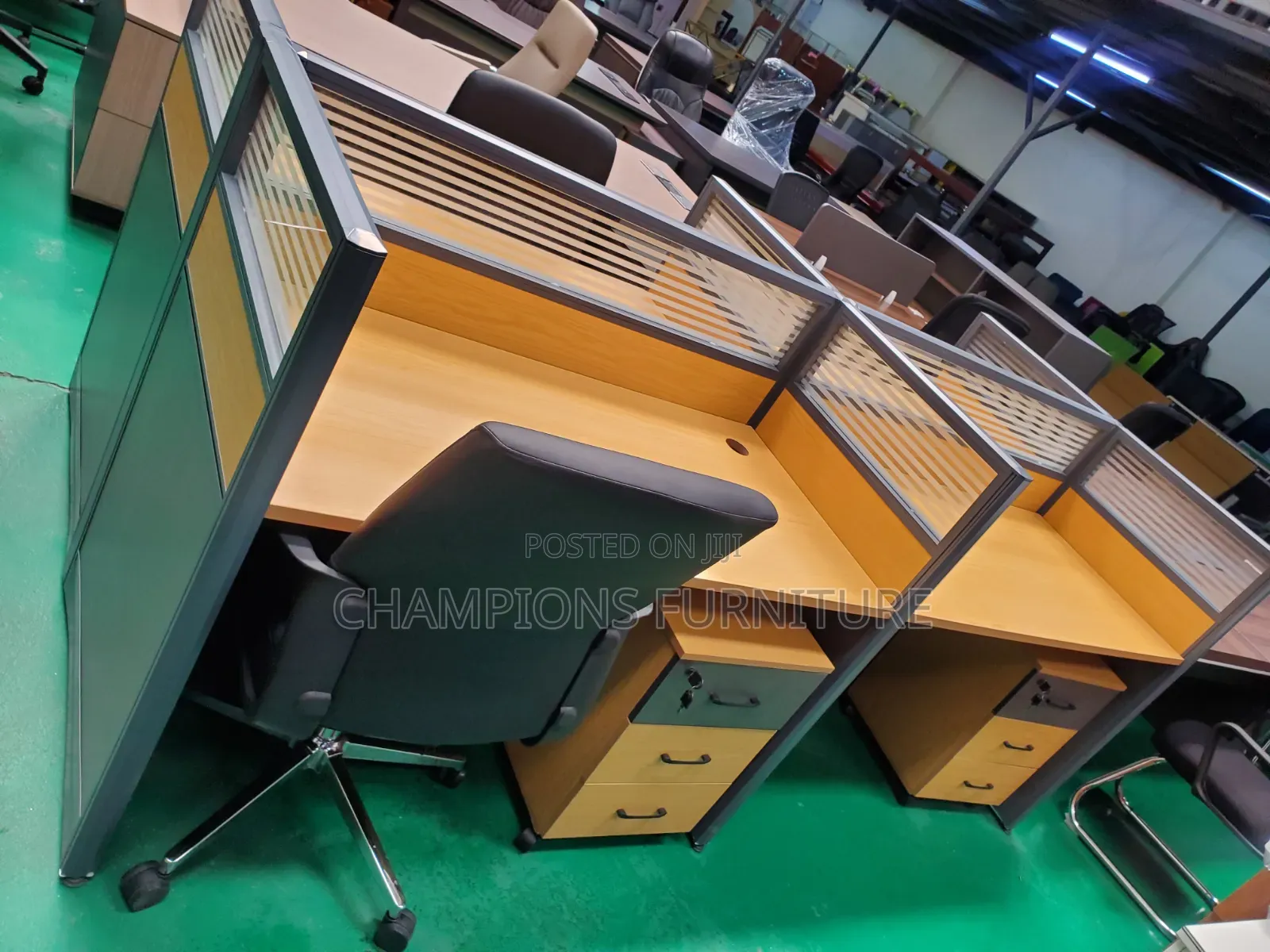4-Way Cross-Shape Workstation Desk Set