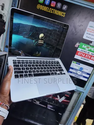 Laptop Apple MacBook Pro 2013 8GB Intel Core i5 SSD 256GB