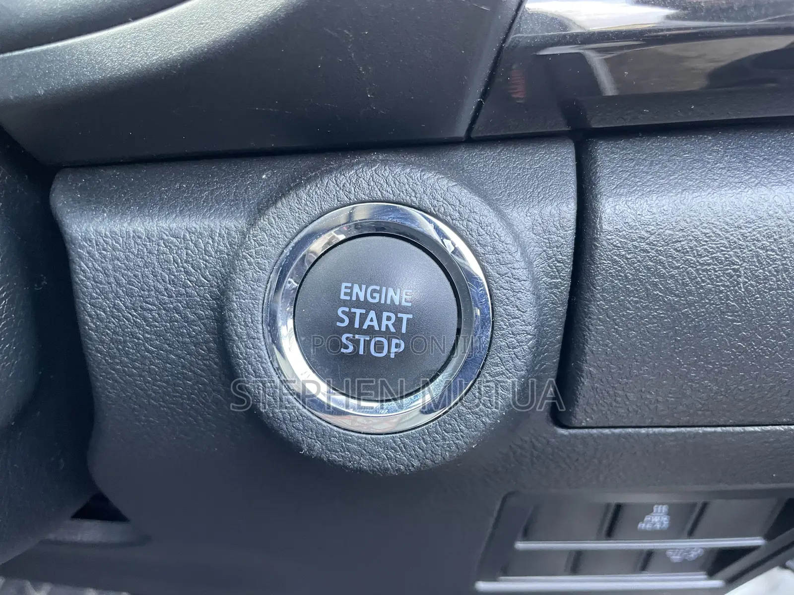 Toyota Hilux 2.4 Diesel 2020 White