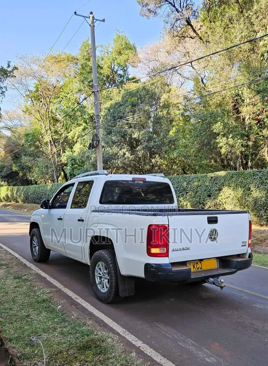 Volkswagen Amarok 2014 White