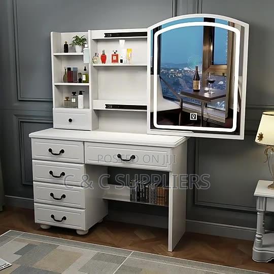 Modern Bedroom Dressing Table With Drawers. - thumbnail 2