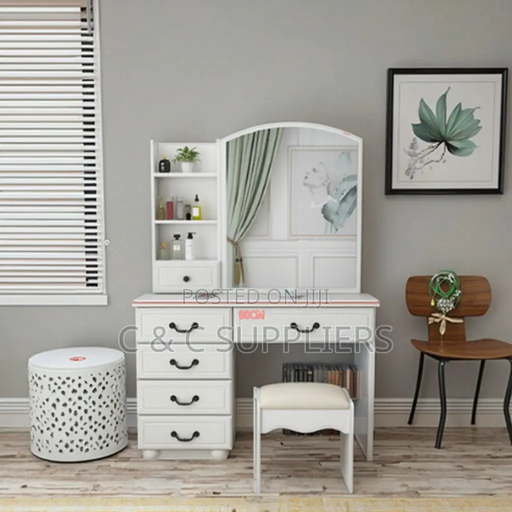 Modern Bedroom Dressing Table With Drawers.