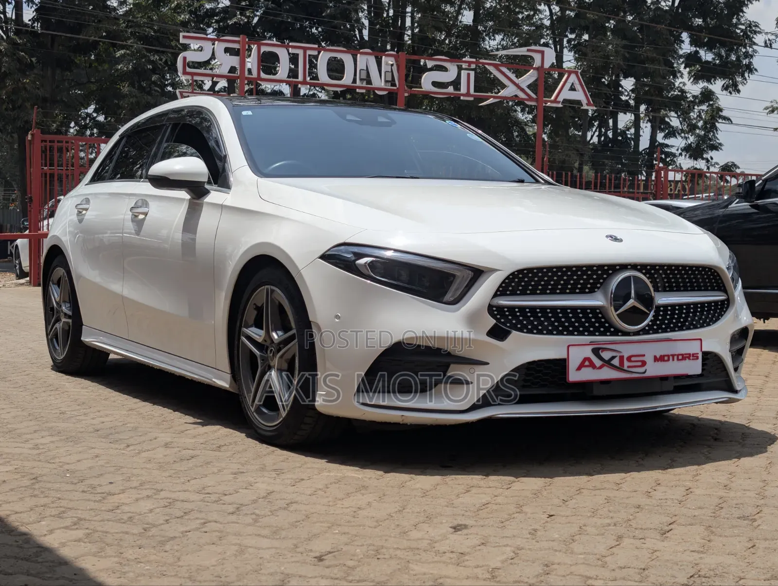 Mercedes-Benz A-Class 2019 White