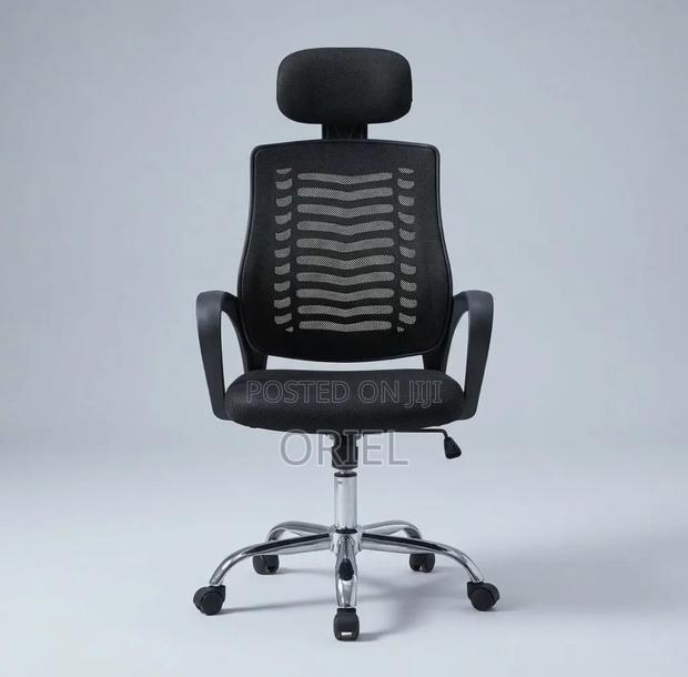 Office Chair : Swivel Mesh Chair With Headrest - thumbnail 3