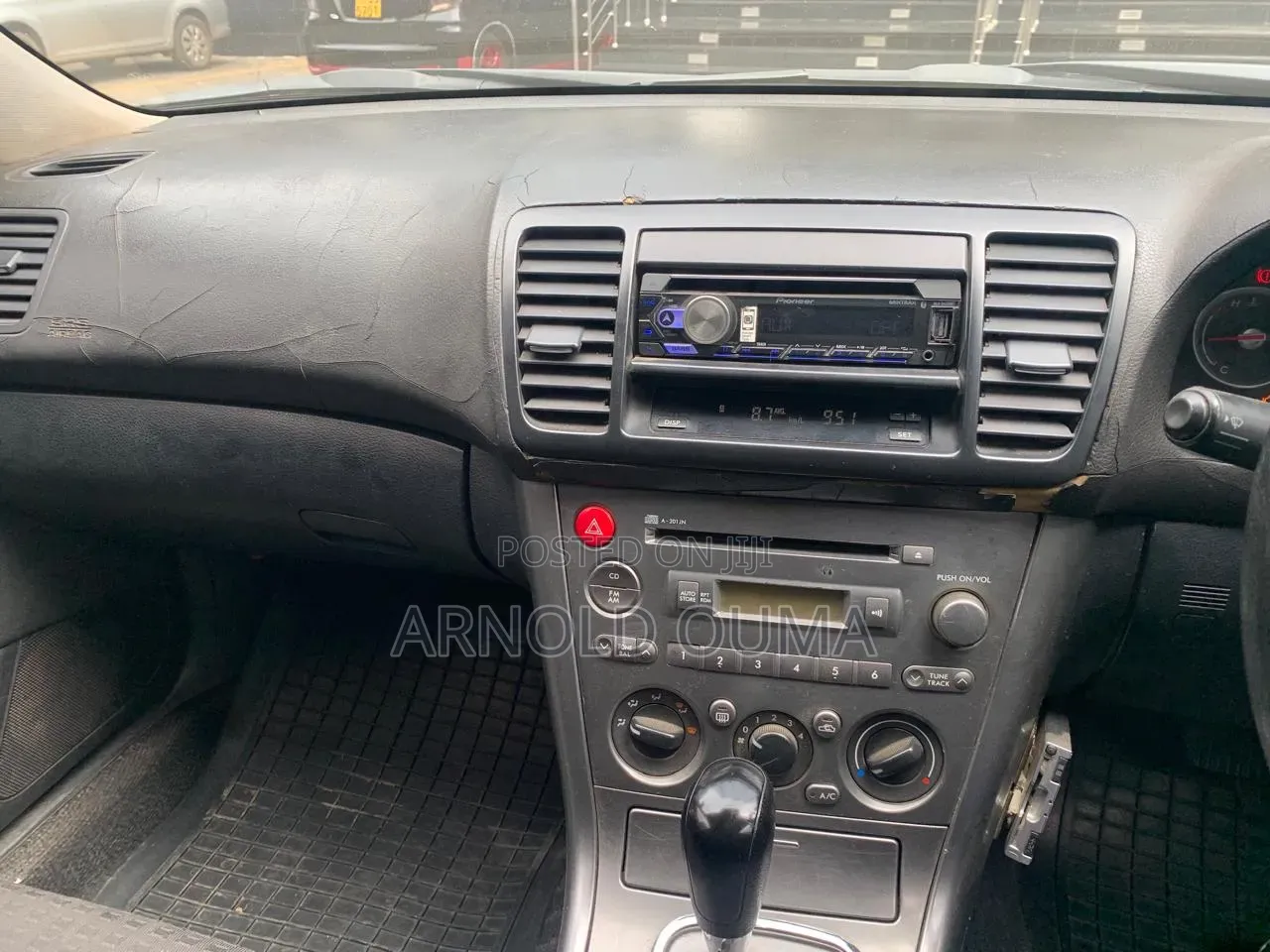 Subaru Legacy 2005 Silver