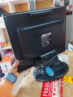 17 Inches Monitor
