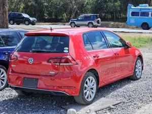 Volkswagen Golf TSI S FWD 2018 Red