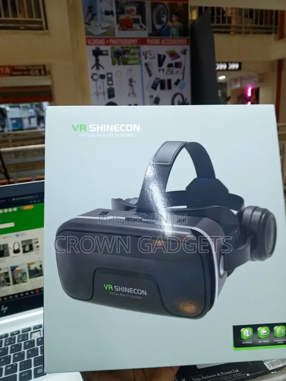 Shinecon 3D Virtual Reality Headset for Android & iPhone Phones