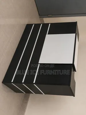 Black & White Office Reception Counter