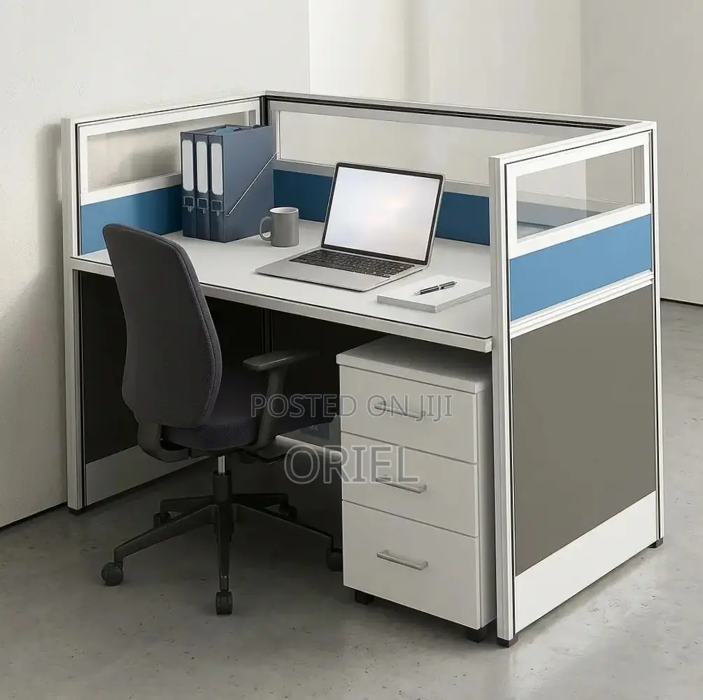Office Workstation : One-Person Office Workstation