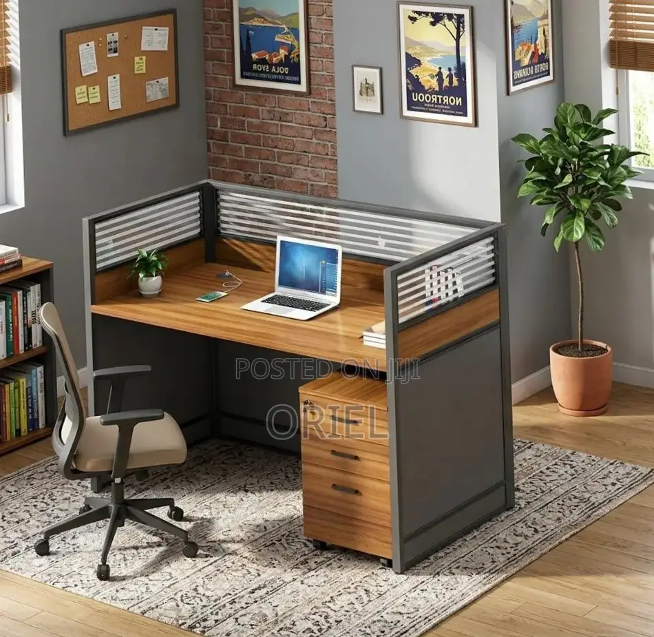 Office Workstation : One-Person Office Workstation