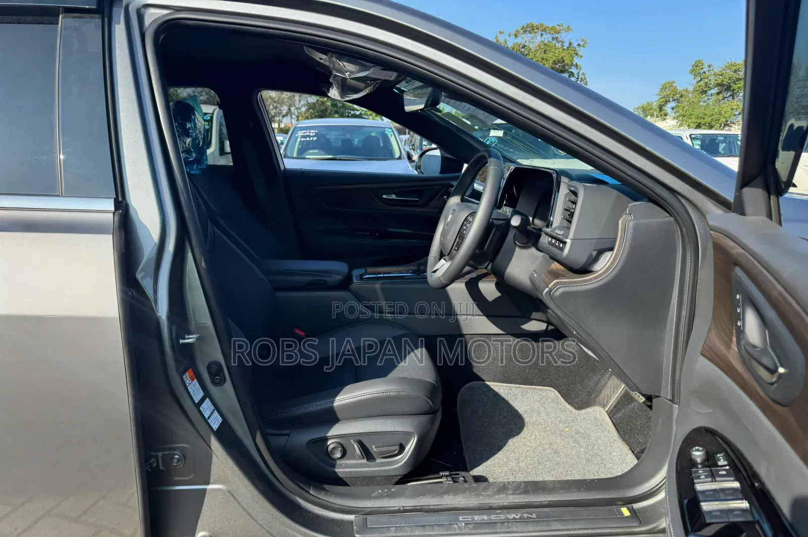 Toyota Crown Platinum AWD 2024 Gray