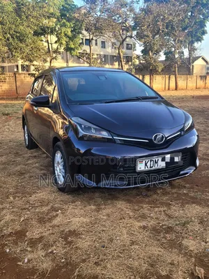 Toyota Vitz 2015