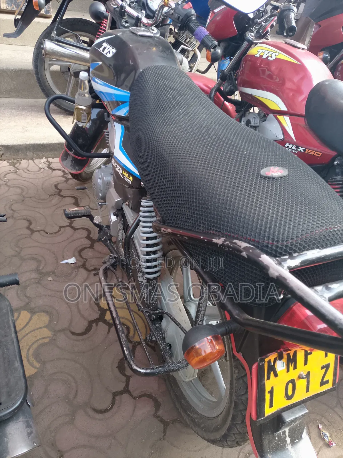 TVS HLX 125 2021 Black