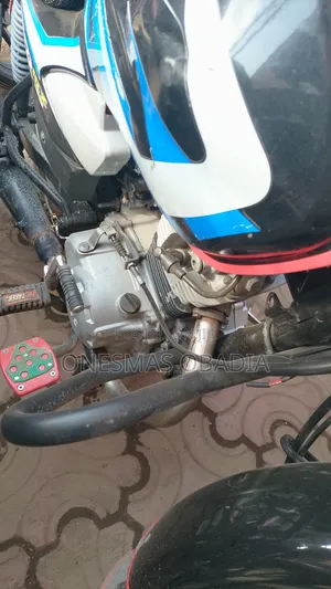 TVS HLX 125 2021 Black