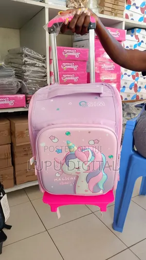 Queen Trolley Bag