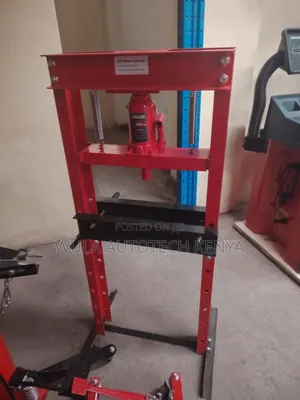 Heavy Duty 20tns Press Machine With Pressing Plates Sunshine
