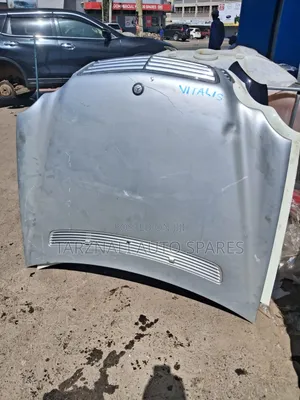 W203 Bonnets