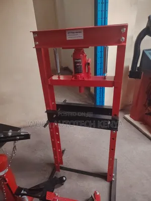 Garage and Industrial Use 20tns Press Machine Sunshine Italy
