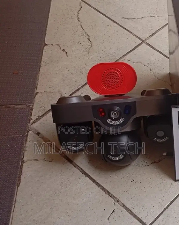 Triple Lens 4G Solar Camera – CCTV, Alarm & Night Vision
