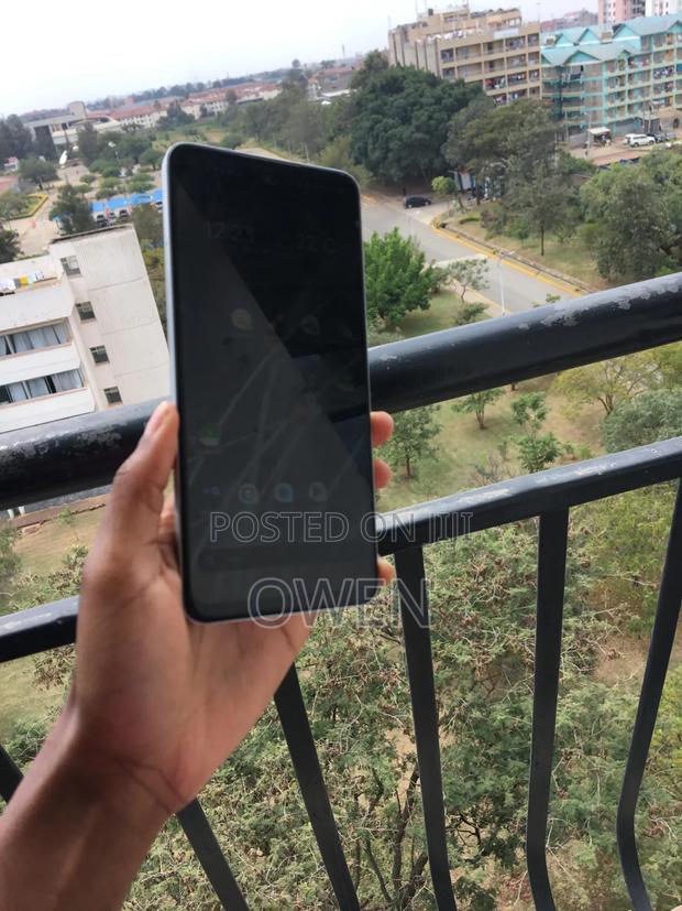 Oppo A6 256 GB Blue