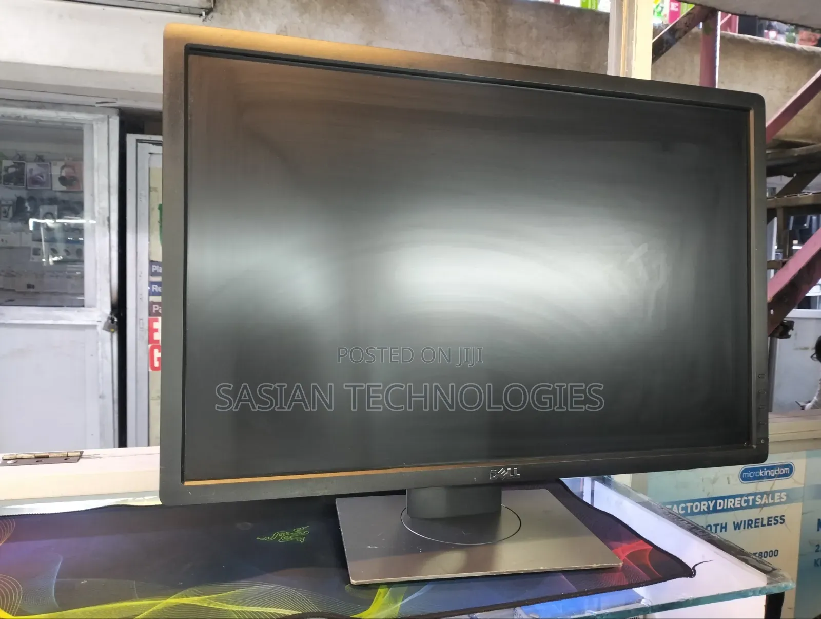 Dell U2412,mb 24 Inches Moniter