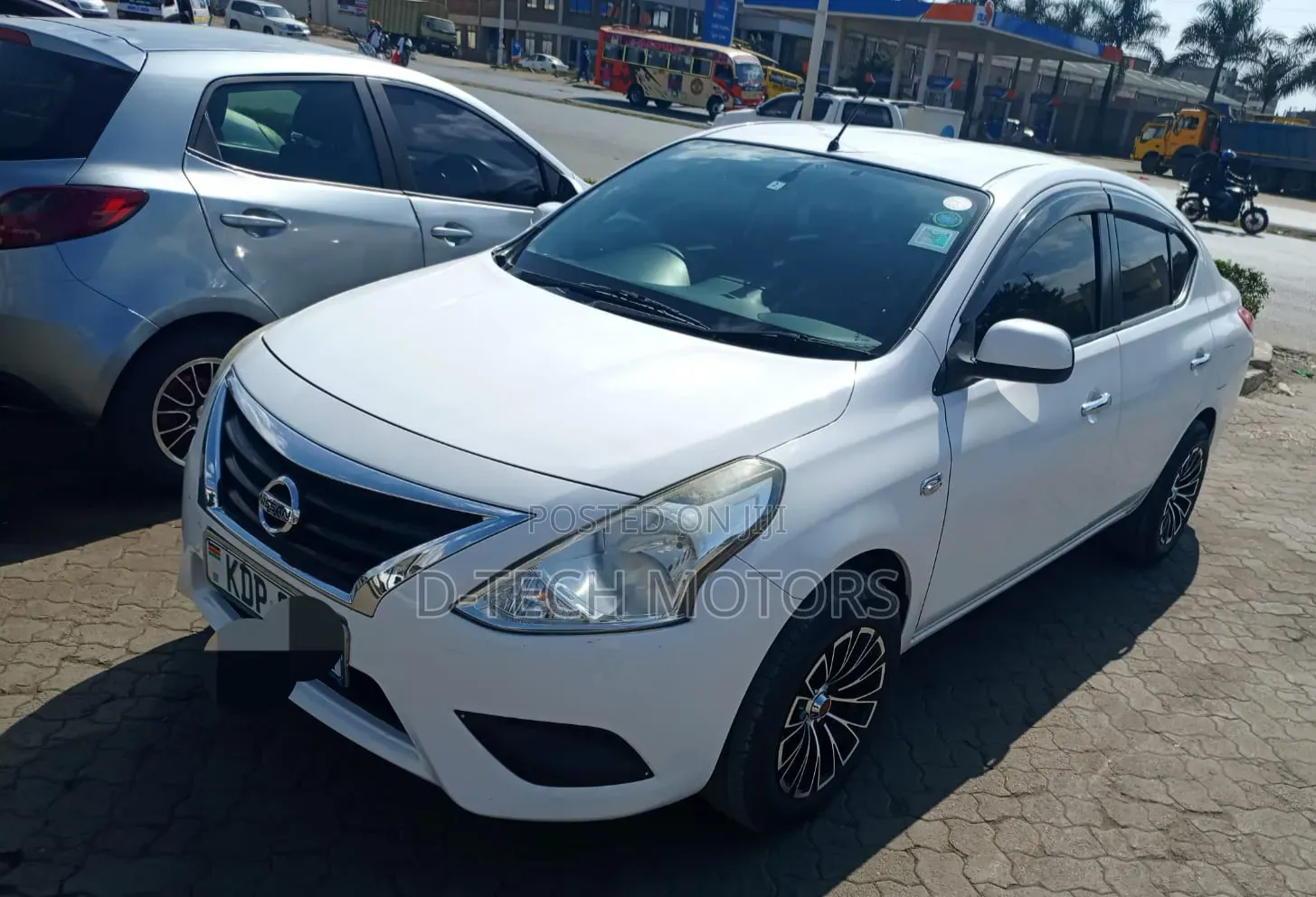 Nissan Latio 1.2 2016 White