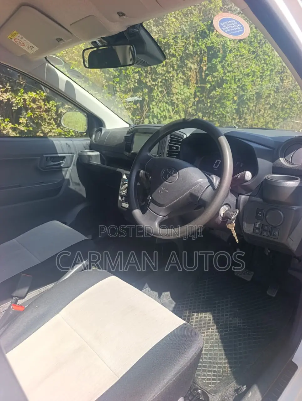 Toyota Pixis Epoch 660 FWD 2019 Pearl