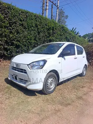Toyota Pixis Epoch 660 FWD 2019 Pearl