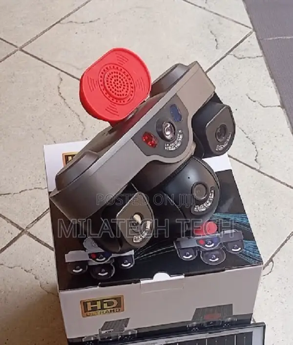 Solar Powered 4G CCTV Camera Triple Lens With Siren