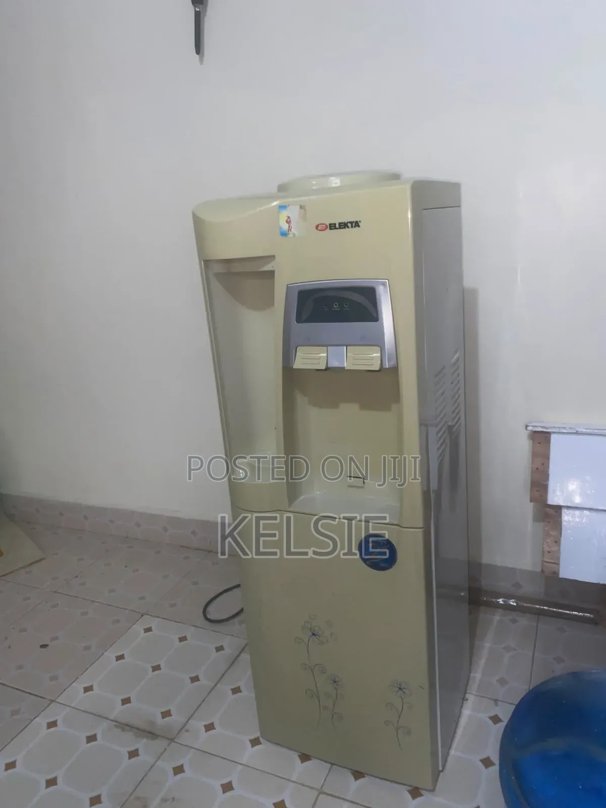 Water Dispenser