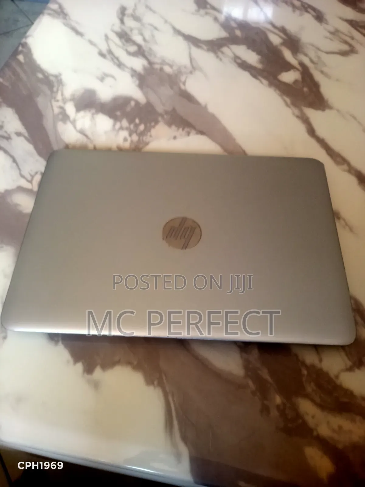 Laptop HP EliteBook 820 G3 8GB AMD A8 HDD+SSD 500GB