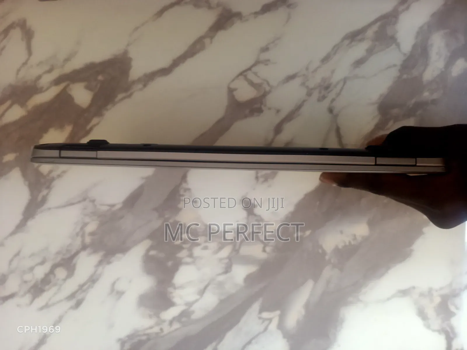 Laptop HP EliteBook 820 G3 8GB AMD A8 HDD+SSD 500GB