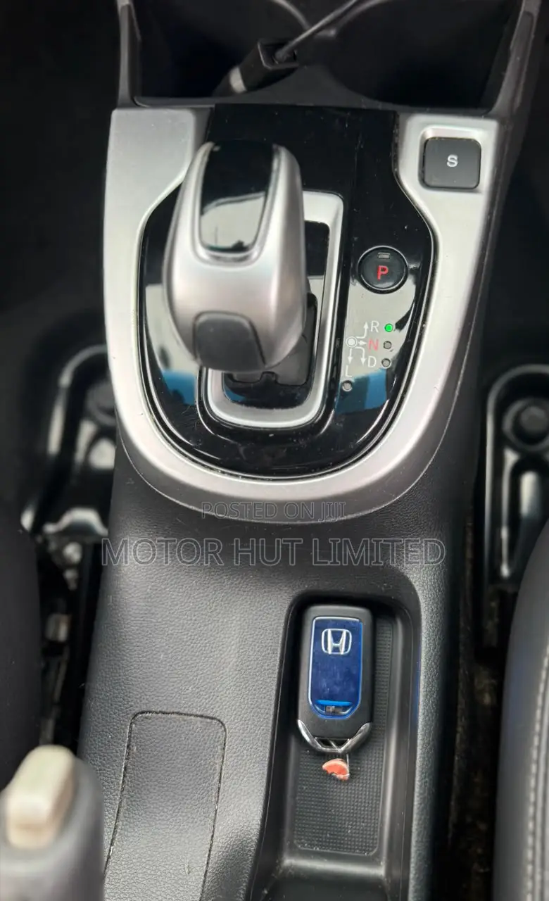 Honda Fit 2019 Silver
