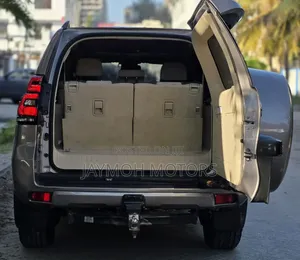 Toyota Land Cruiser Prado 2018 Gold