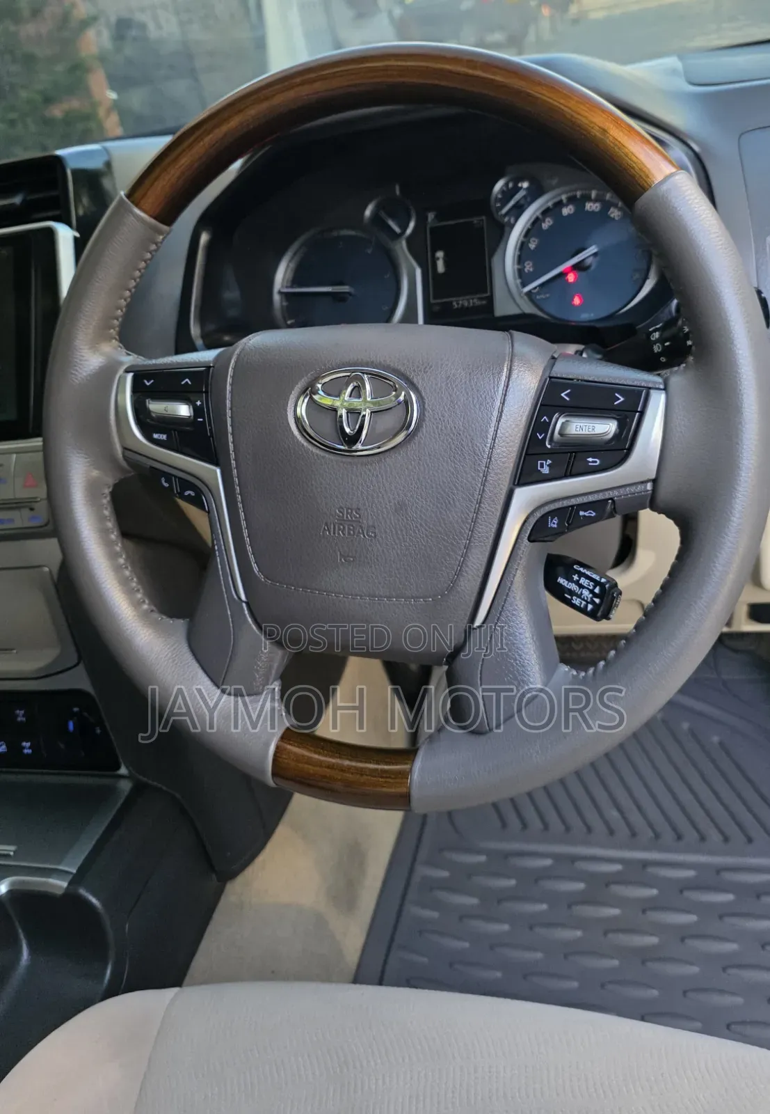 Toyota Land Cruiser Prado 2018 Gold