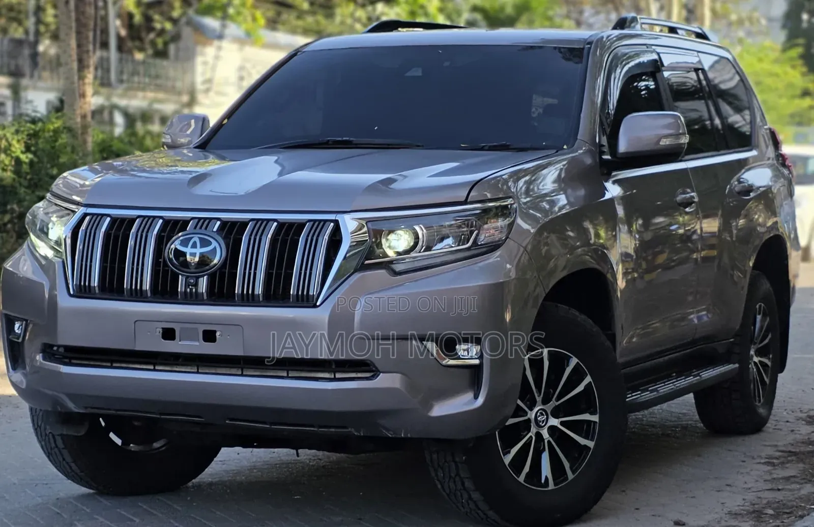 Toyota Land Cruiser Prado 2018 Gold